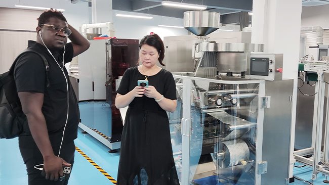 strip packing machine