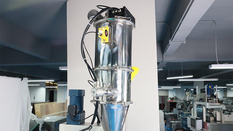 Vacuum Feeder