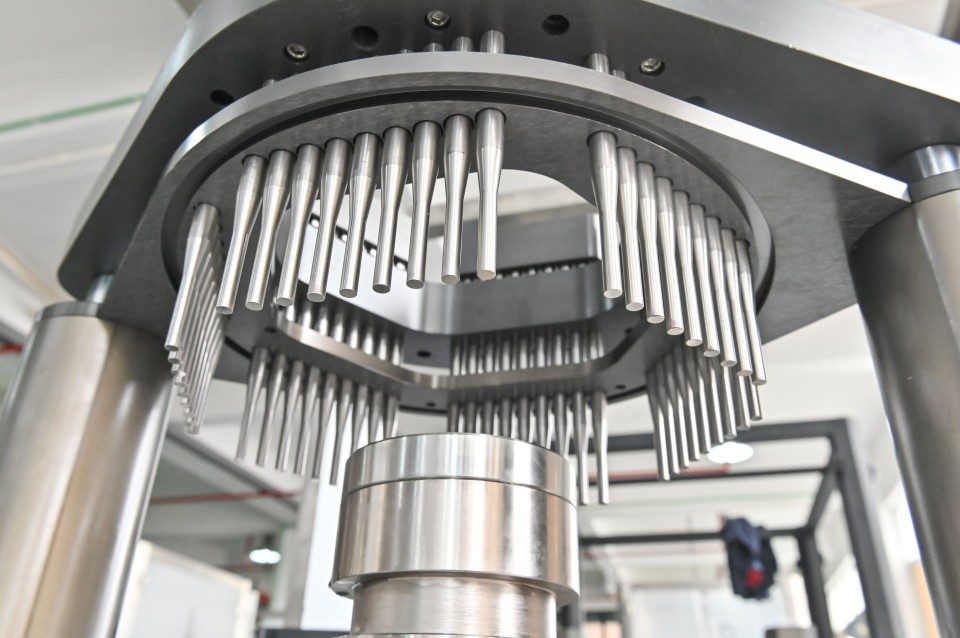 Capsule filling machine maintenance and inspection