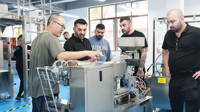 Pembungkusan Kaya Menandatangani Perjanjian Niat Kerjasama Formal dengan Delegasi Turki untuk Barisan Pengeluaran Pembungkusan Farmaseutikal