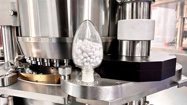 10 Pembekal Mesin Tekan Tablet Terbaik di Seluruh Dunia 2025