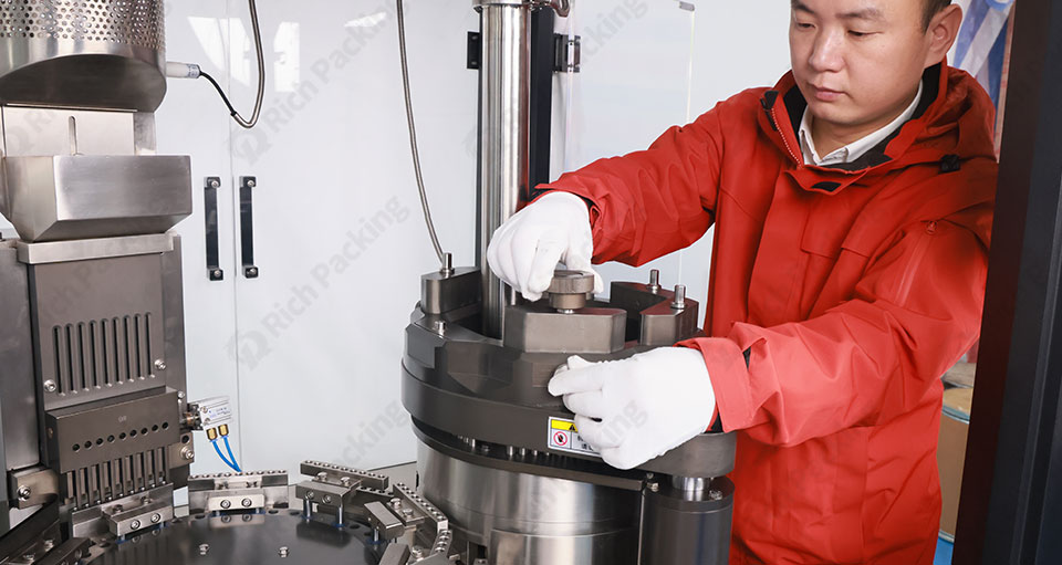 Cara Membersihkan Mesin Pengisian Kapsul Automatik Sepenuhnya